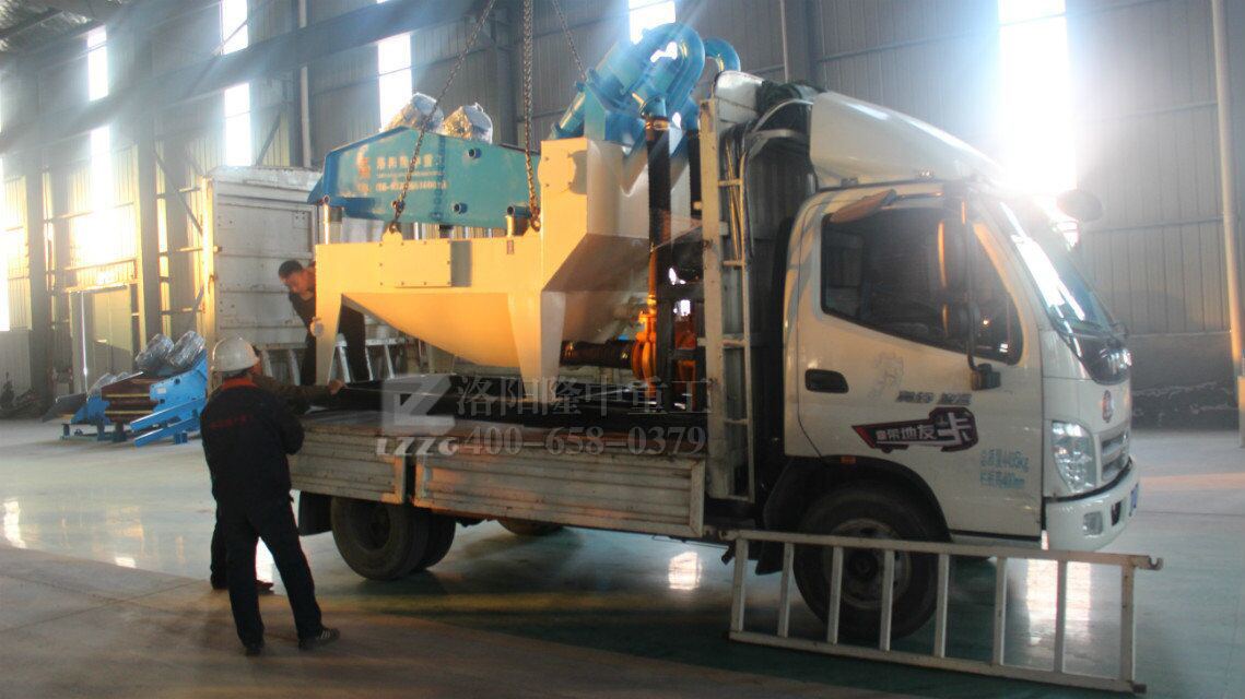 中型<a href=http://www.nxlkjs.net/tags/xishahuishouji target=_blank class=infotextkey><a href=//tags/xishahuishouji target=_blank class=infotextkey>細(xì)沙回收機</a></a>.jpg