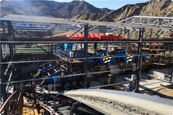 <a href=http://www.nxlkjs.net/tags/xishaji target=_blank class=infotextkey><a href=//tags/xishaji target=_blank class=infotextkey>洗砂機(jī)</a></a>-洗砂生產(chǎn)線現(xiàn)場(chǎng)圖68.jpg